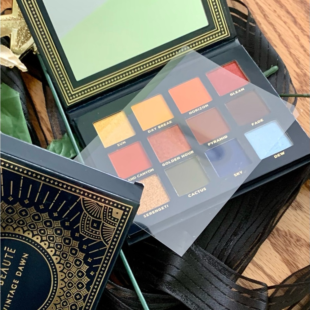 Ace Beautē Vintage Dawn Eyeshadow Palette 12 Vibrant Shades~Brand New In Box